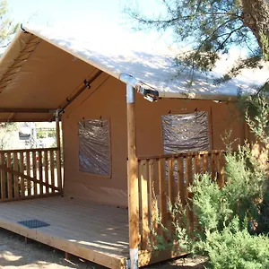 **** Campingplatz Oh! - Le Clos Du Rhone Frankreich